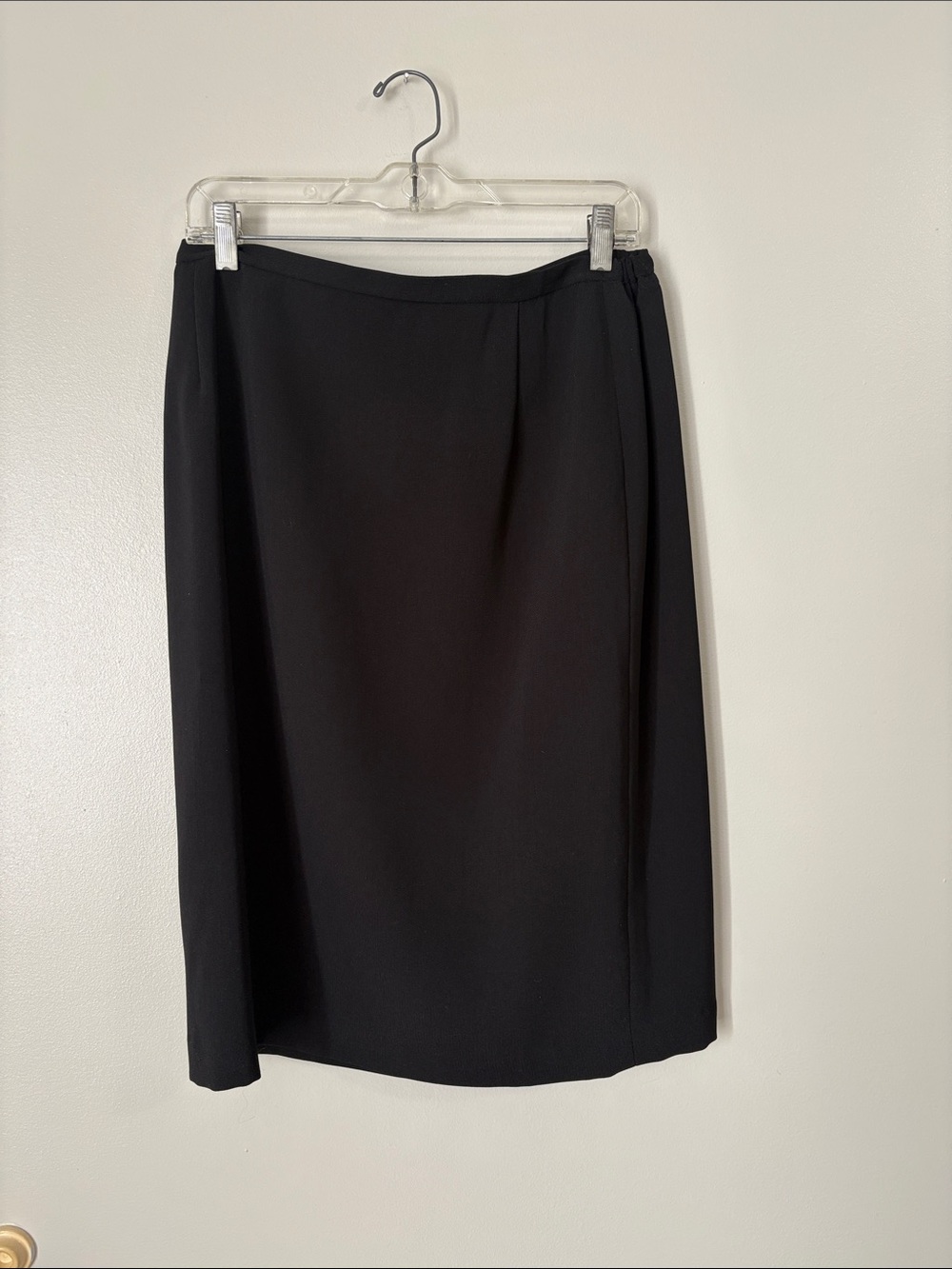Peter Nygard Black Midi Pencil Skirt